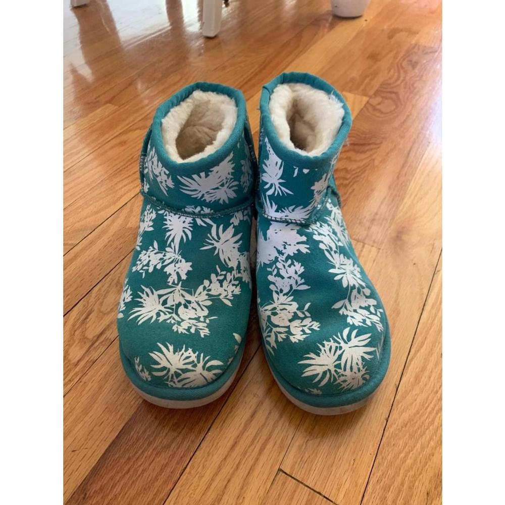 Ugg mini boots special edition